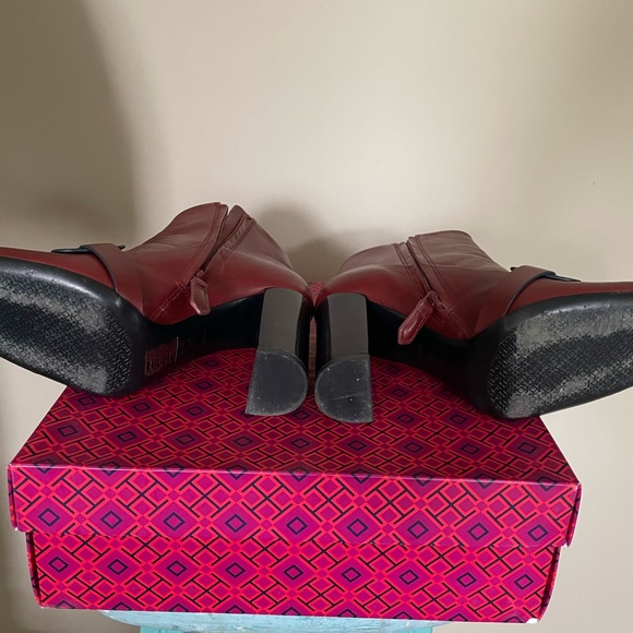 Tory Burch Bootie - Picture 6 of 8